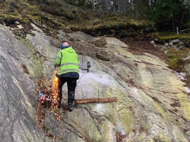 received_1743904922406567